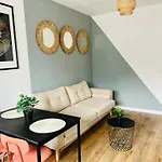 Elegant In Ivory - Ac & Smart Tv