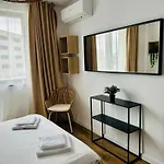 公寓 Elegant In Ivory - Ac & Smart Tv