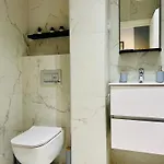 Elegant In Ivory - Ac & Smart Tv 公寓 布加勒斯特