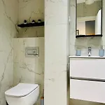 Elegant In Ivory - Ac & Smart Tv *