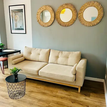 Apartamento Elegant In Ivory - Ac & Smart Tv