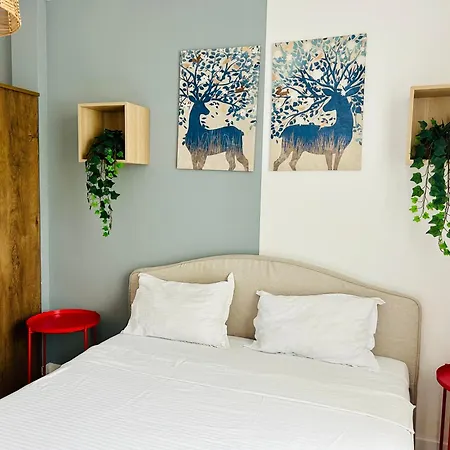 Elegant In Ivory Apartament *