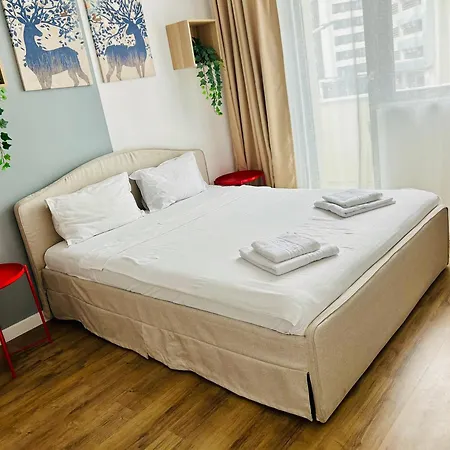 Apartment Elegant In Ivory - Ac & Smart Tv