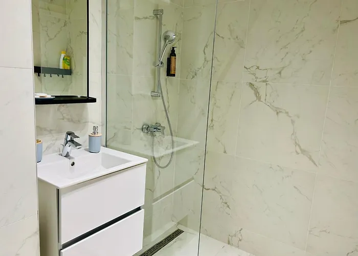 Apartment Elegant In Ivory - Ac & Smart Tv Bucharest