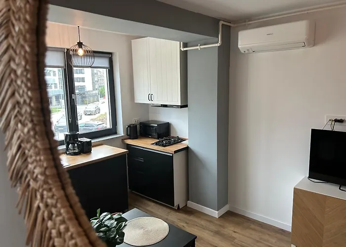 Elegant In Ivory - Ac & Smart Tv Apartment *