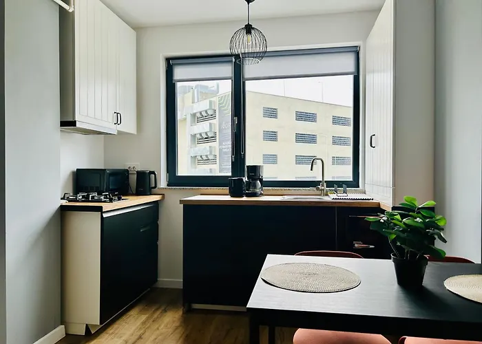 Elegant In Ivory - Ac & Smart Tv *